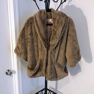 Taupe jacket quarter sleeve with pockets size s